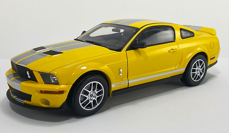 2007 Ford Mustang Shelby GT500 - Yellow